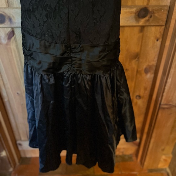 Vintage Gothic size 5/6 Zum Zum black on black prom dress. - Picture 11 of 12